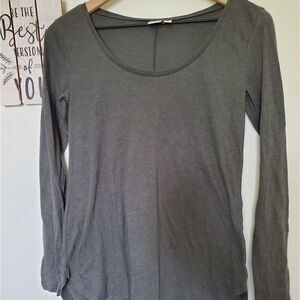 BP Women's XS Gray Hi Low Scoop Neck Long Sleeve Shirt